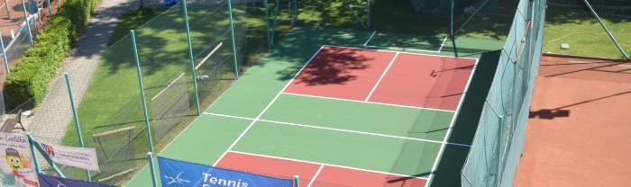 PICKLEBALL v BASELINE